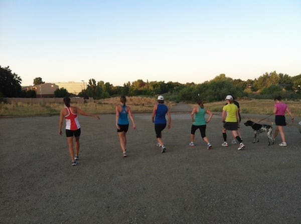 Some knees drop lower than others during lunges. (Guilty as charged: That's me in the capris and blue BAMR tank.) 