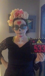 While I know sugar skulls aren't usually eaten, this mother runner's costume speaks to my sweet tooth! Dio de los Muertos!