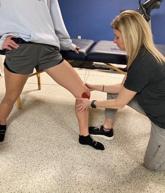 Ask the PT Should I Run with Knee Pain? • Another Mother Runner